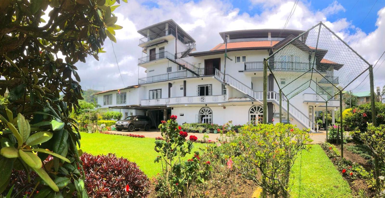 Suriya Guest Hotel Nuwara Eliya Bagian luar foto