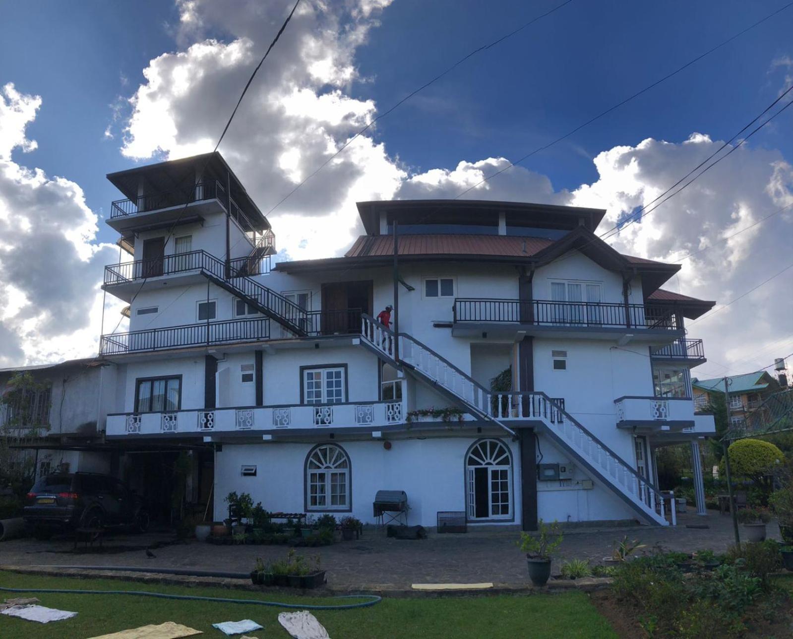 Suriya Guest Hotel Nuwara Eliya Bagian luar foto