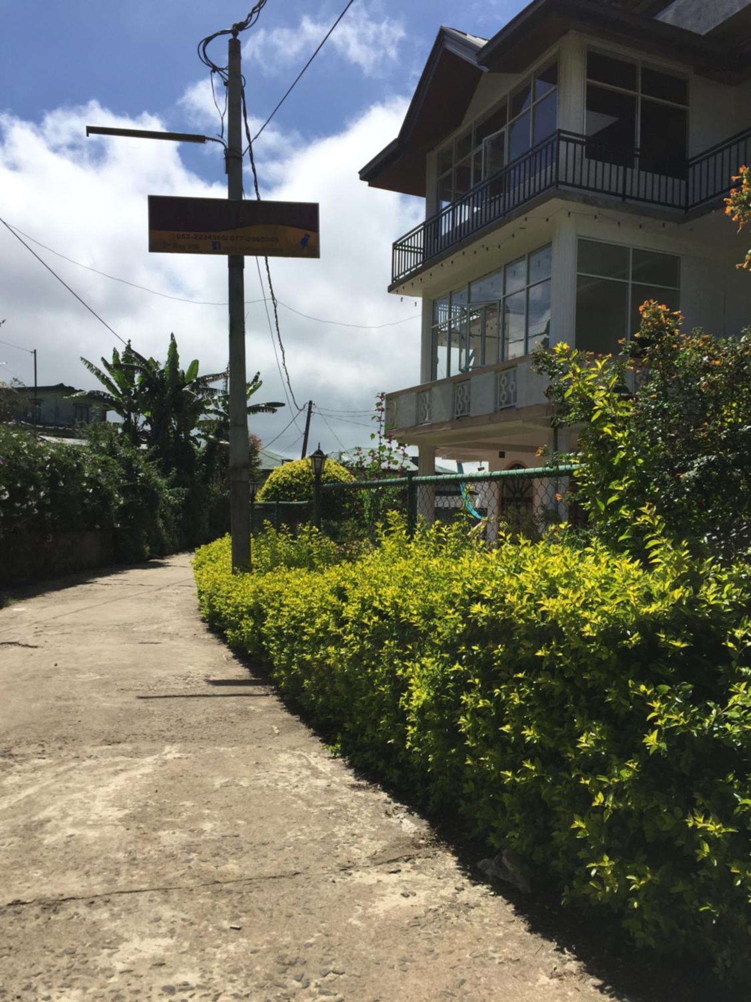 Suriya Guest Hotel Nuwara Eliya Bagian luar foto
