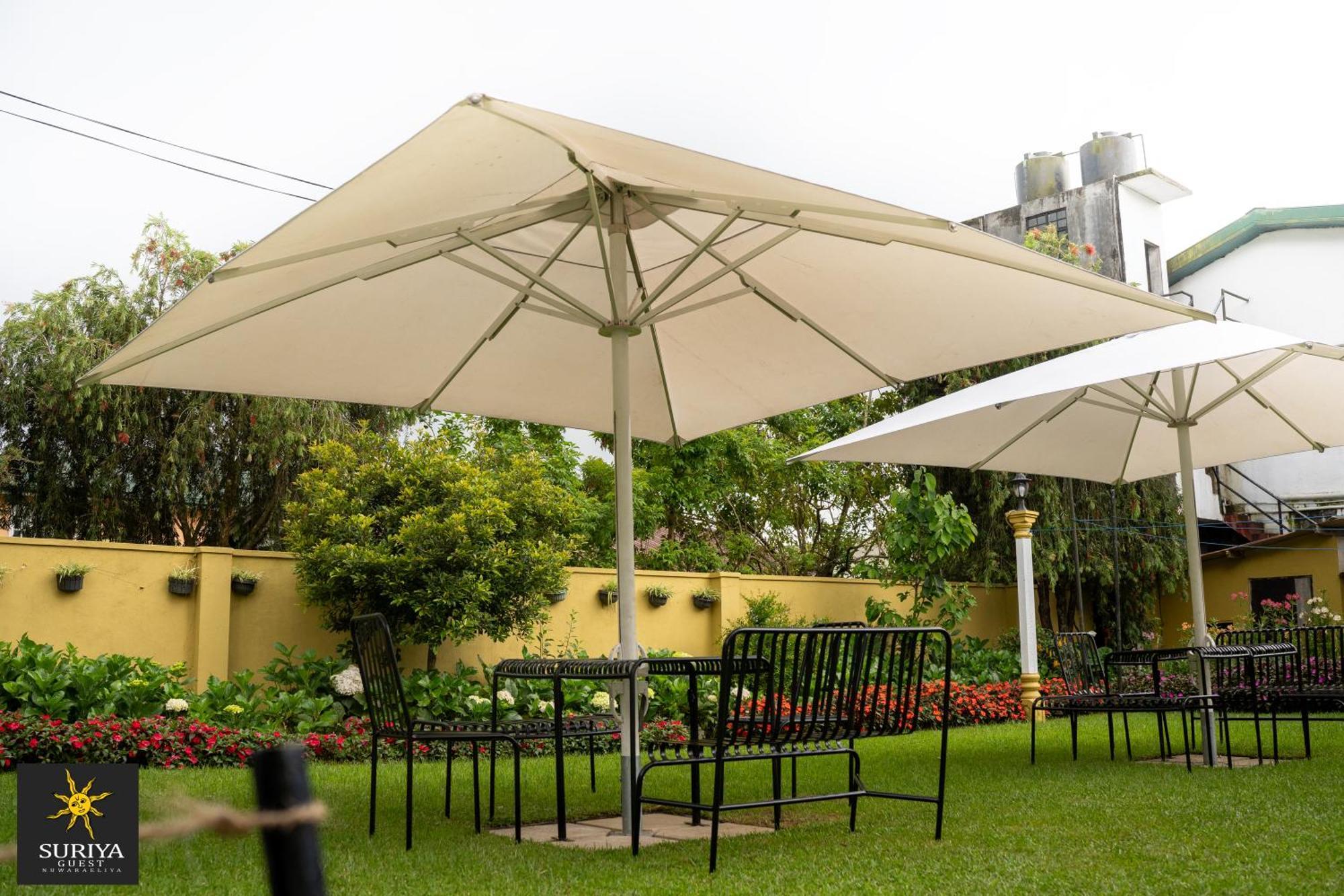 Suriya Guest Hotel Nuwara Eliya Bagian luar foto
