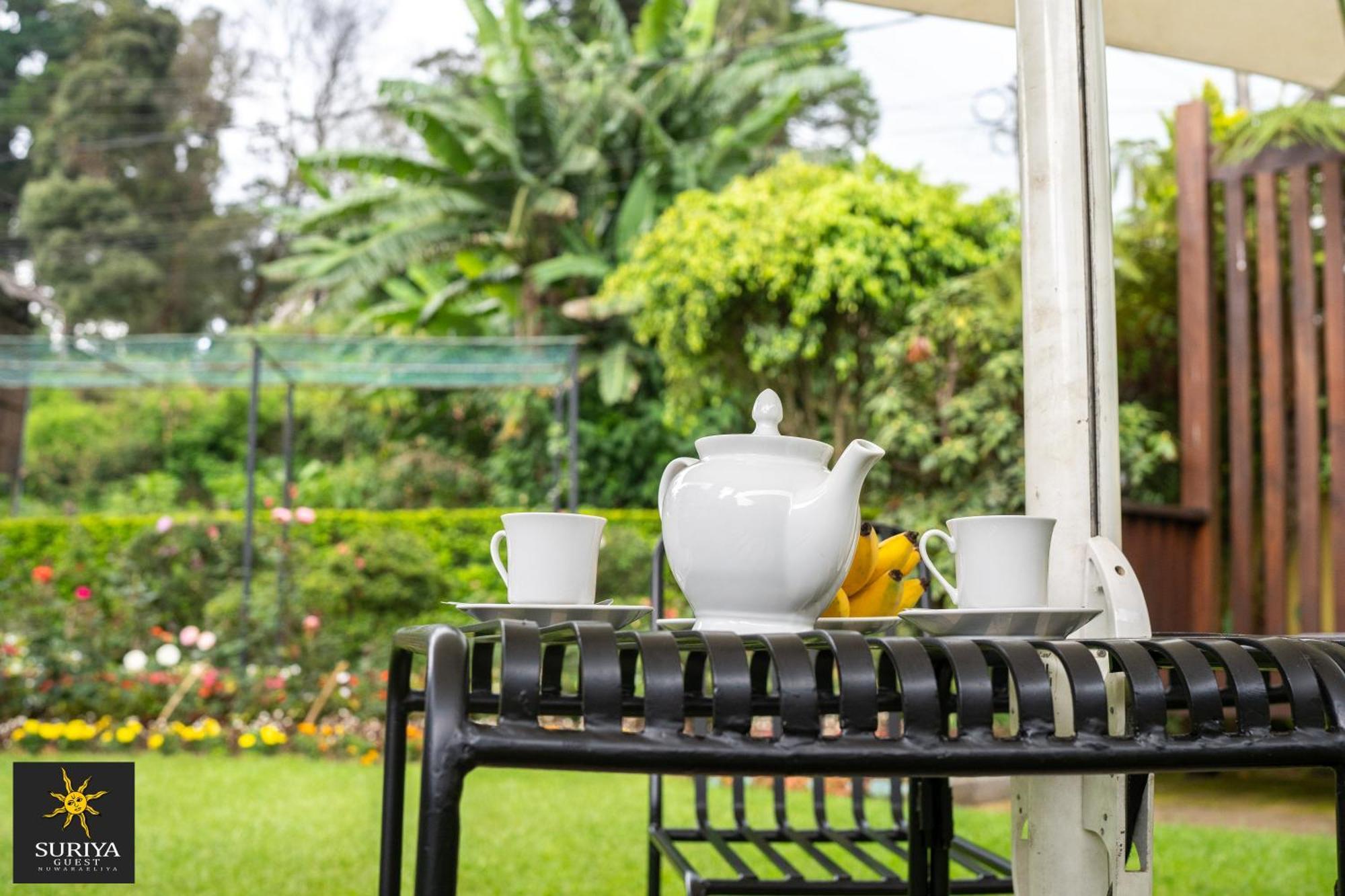 Suriya Guest Hotel Nuwara Eliya Bagian luar foto