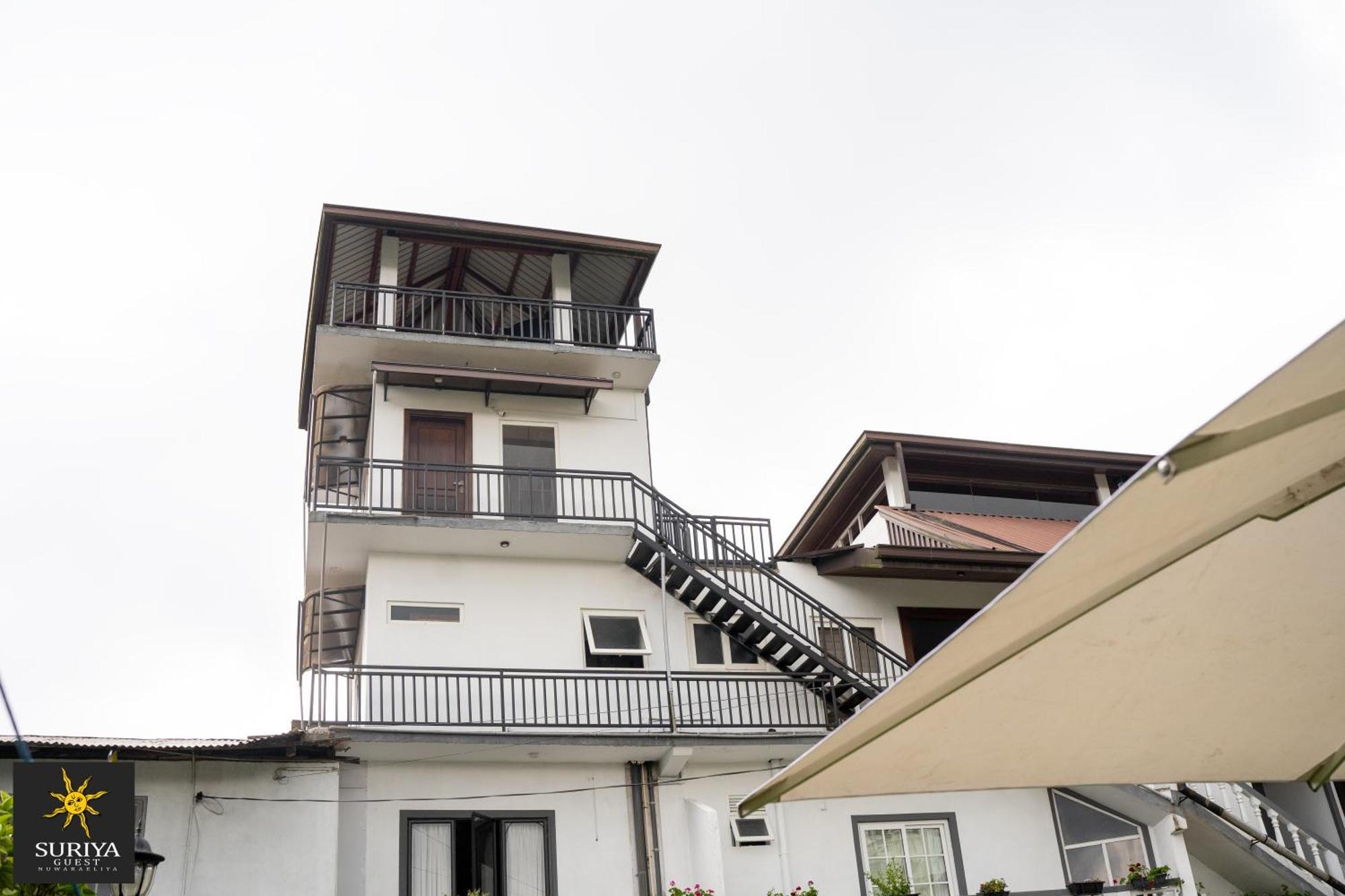 Suriya Guest Hotel Nuwara Eliya Bagian luar foto